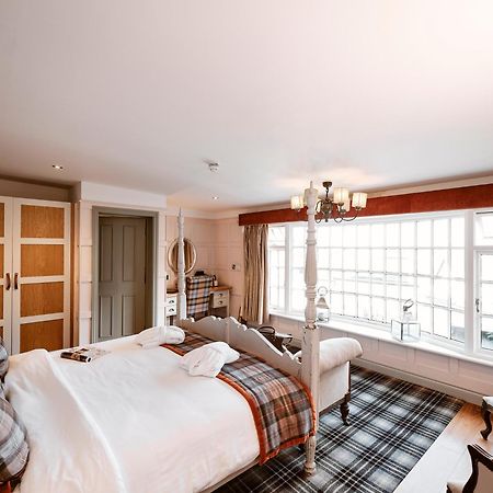 Old Court House Inn St Aubin Екстериор снимка