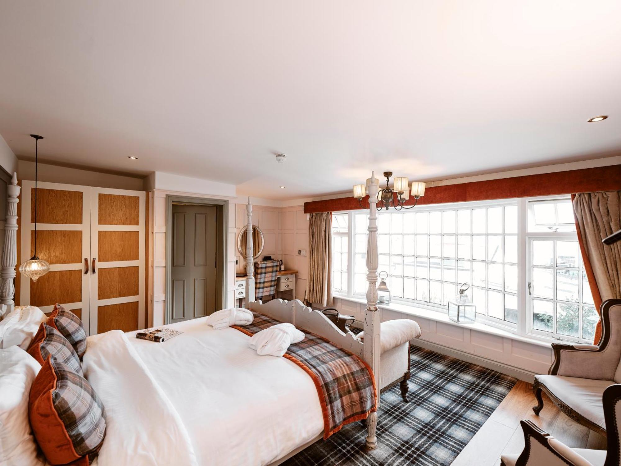 Old Court House Inn St Aubin Екстериор снимка