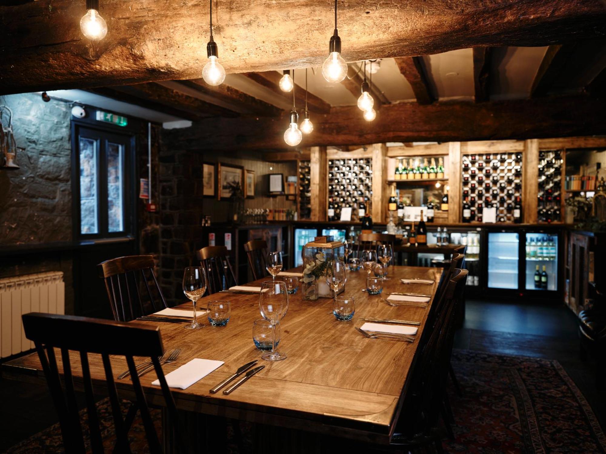 Old Court House Inn St Aubin Екстериор снимка